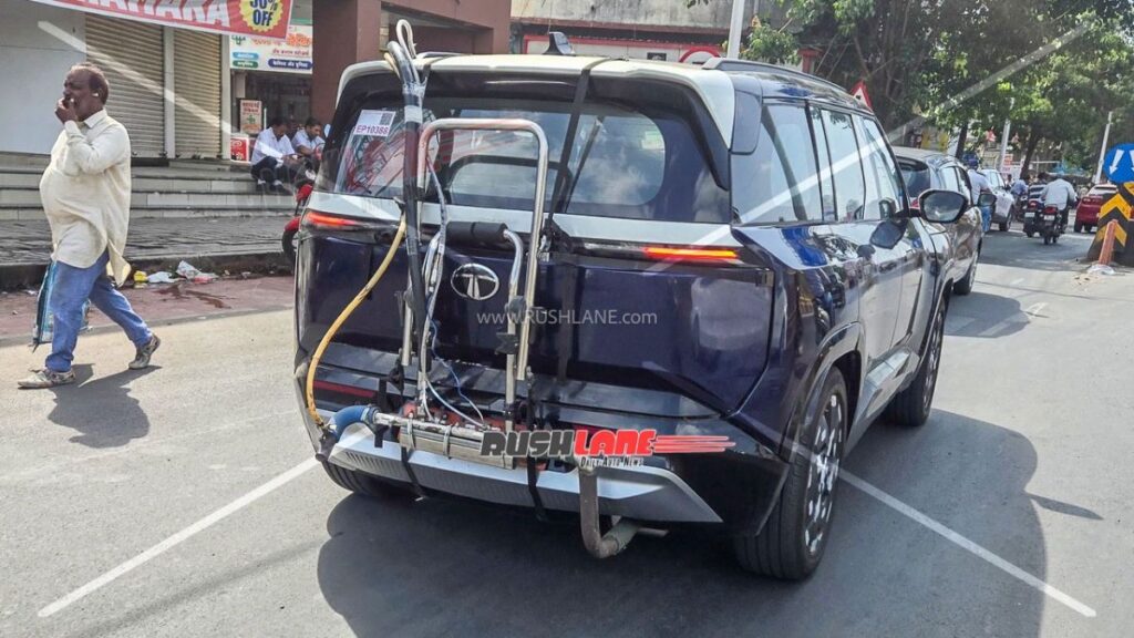 Tata Sierra CNG जल्द दे सकती है दस्तक! लॉन्च से पहले सड़क पर दिखी नई SUV, जानिए माइलेज, फीचर्स और संभावित कीमत