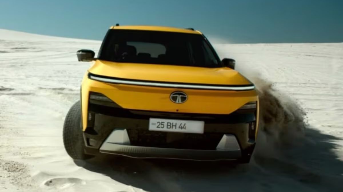 Tata Sierra CNG जल्द दे सकती है दस्तक! लॉन्च से पहले सड़क पर दिखी नई SUV, जानिए माइलेज, फीचर्स और संभावित कीमत